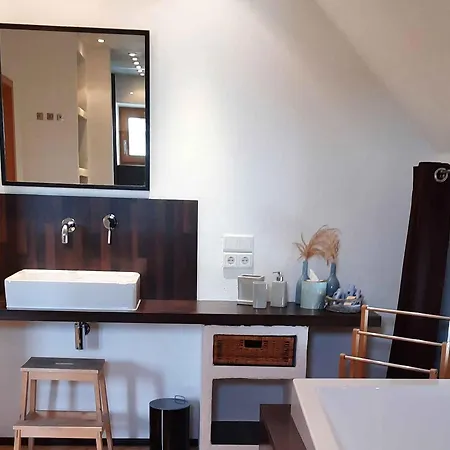 Quinkert Apartment